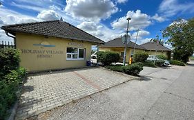 Holiday Village Senec 4*